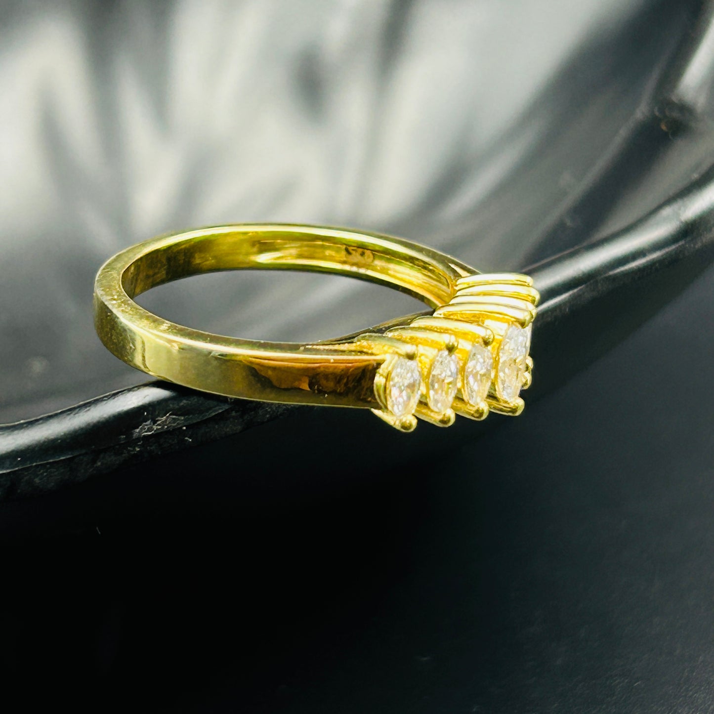 Women's Yellow Gold Minimal Ring