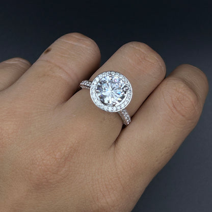 Women’s Silver Engagement Ring