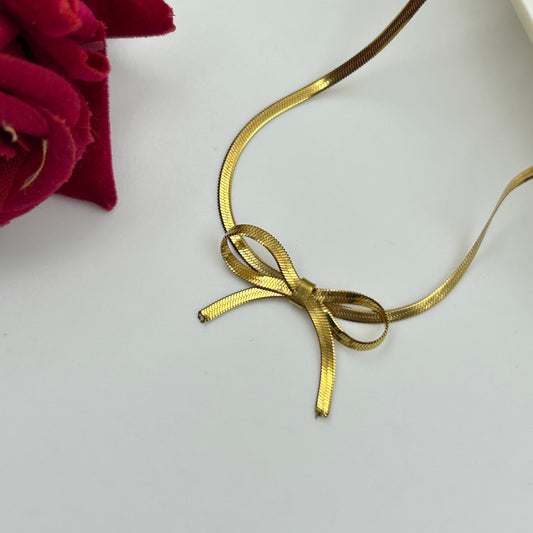 Side Bow Necklace 18k gold plated