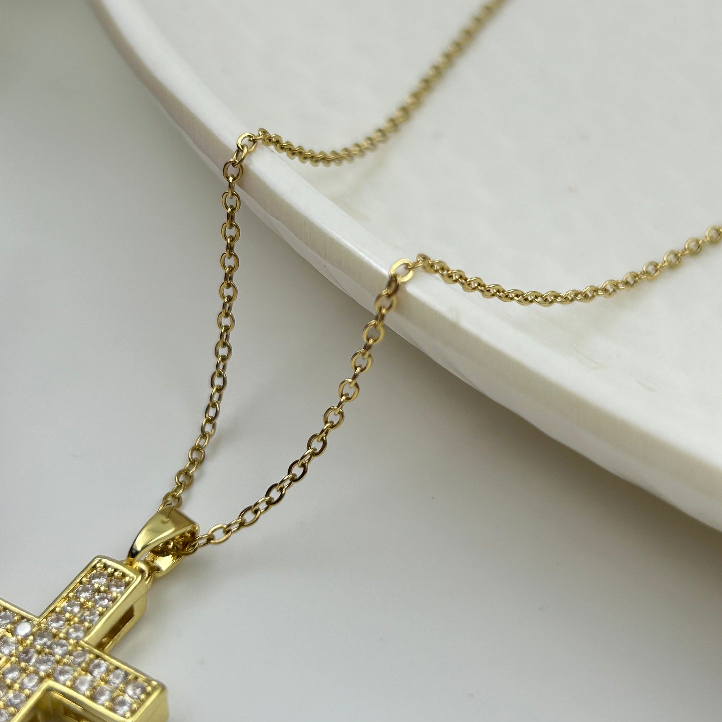 Unisex Jesus Cross Pendant 18k gold plated