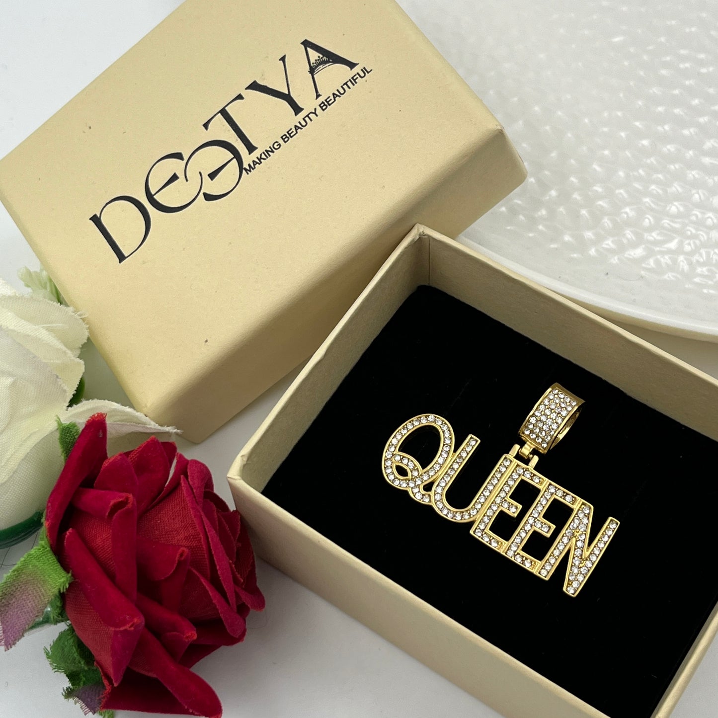 QUEEN Name Pendant - Stainless Steel