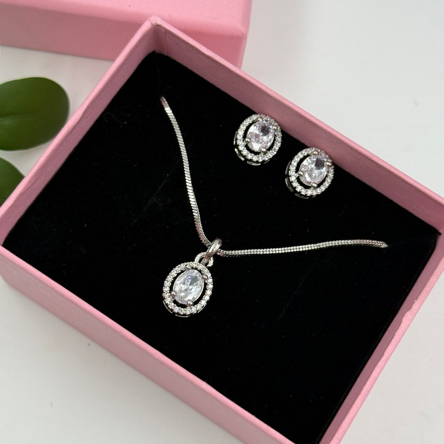 Pendant Set Oval Cut - 18k Gold Plated Solitaire Pendant with Earrings