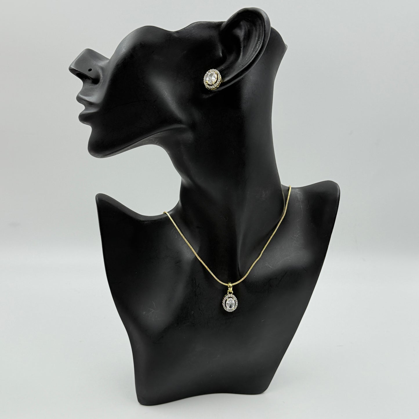 Pendant Set Oval Cut - 18k Gold Plated Solitaire Pendant with Earrings