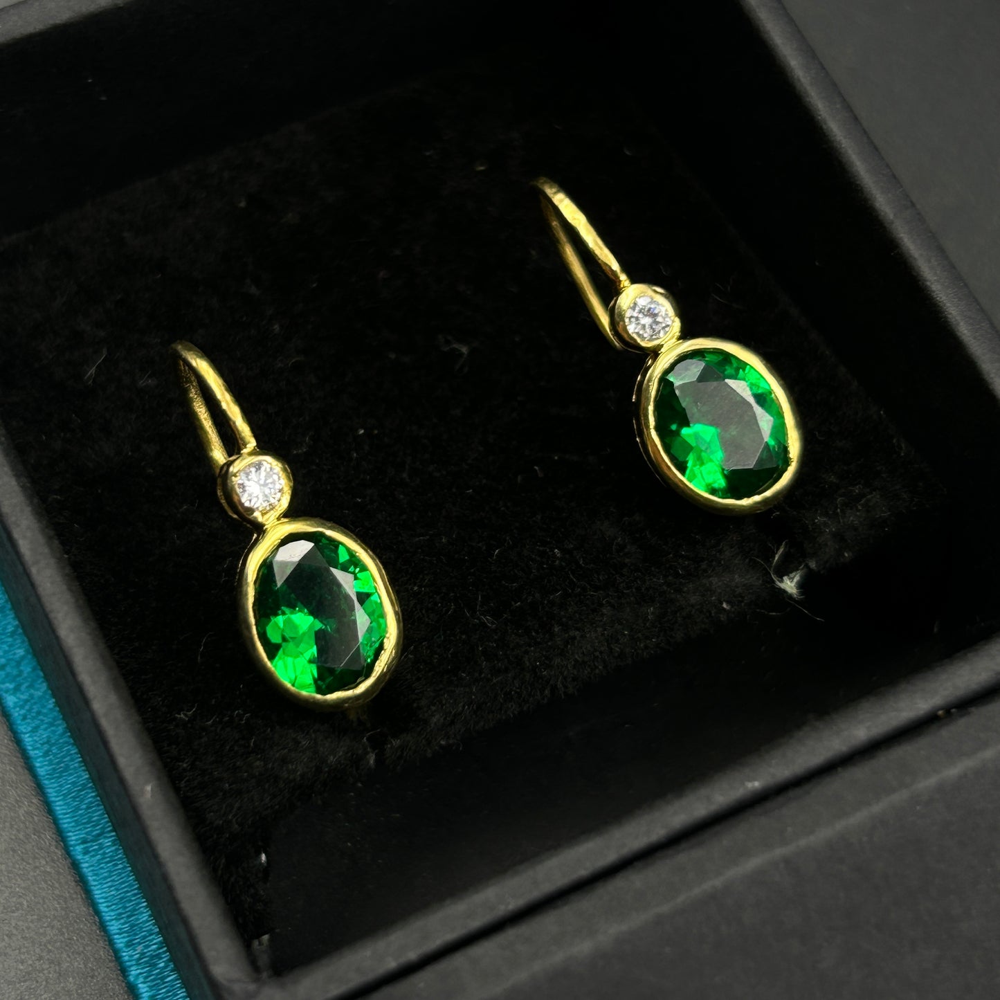 Green Diamond Earring - Silver Earring