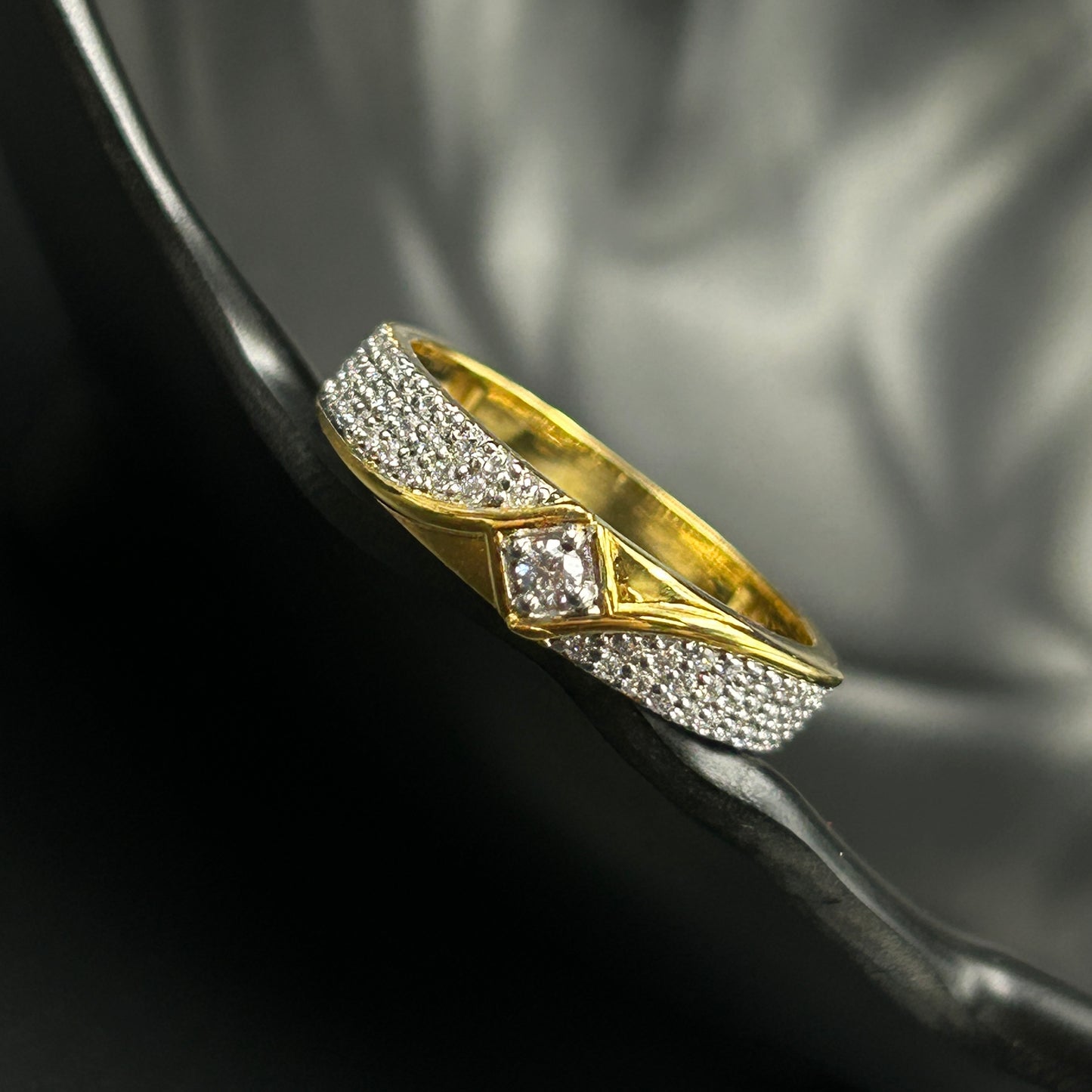 Yellow Gold Diamond Ring - Silver