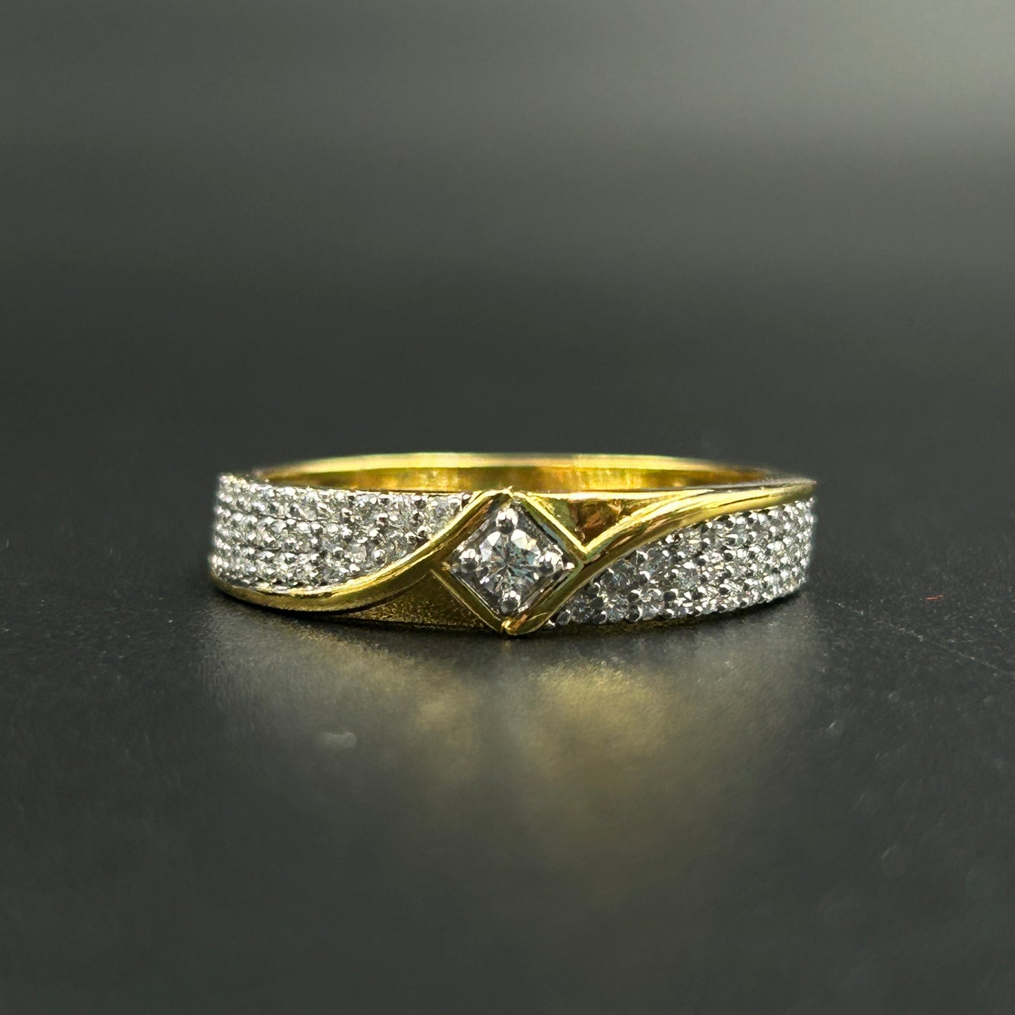 Yellow Gold Diamond Ring - Silver