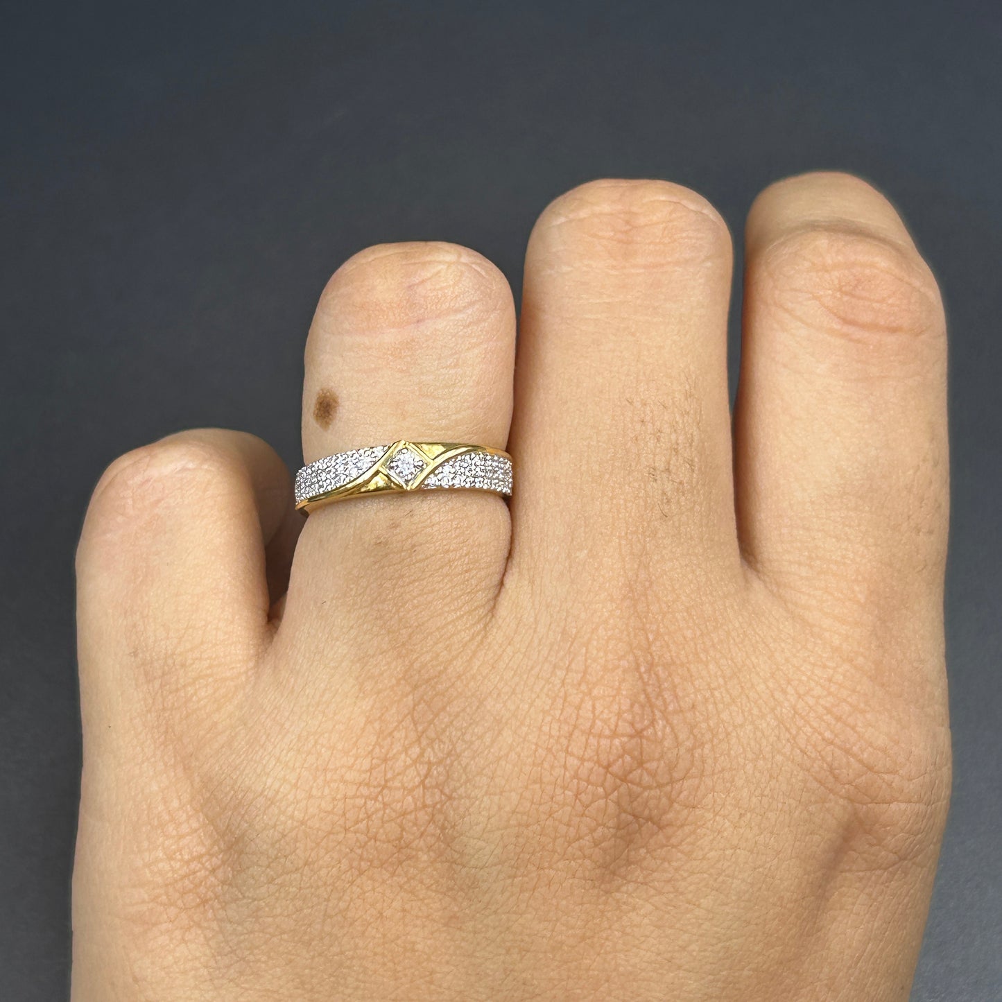 Yellow Gold Diamond Ring - Silver