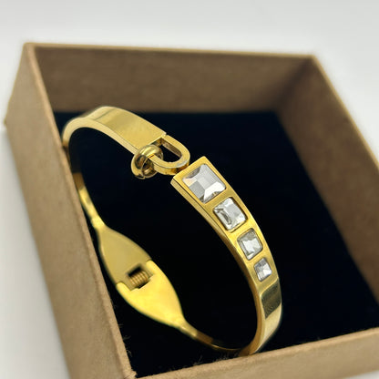 Women’s 18k Gold Plated Bracelet/Kada