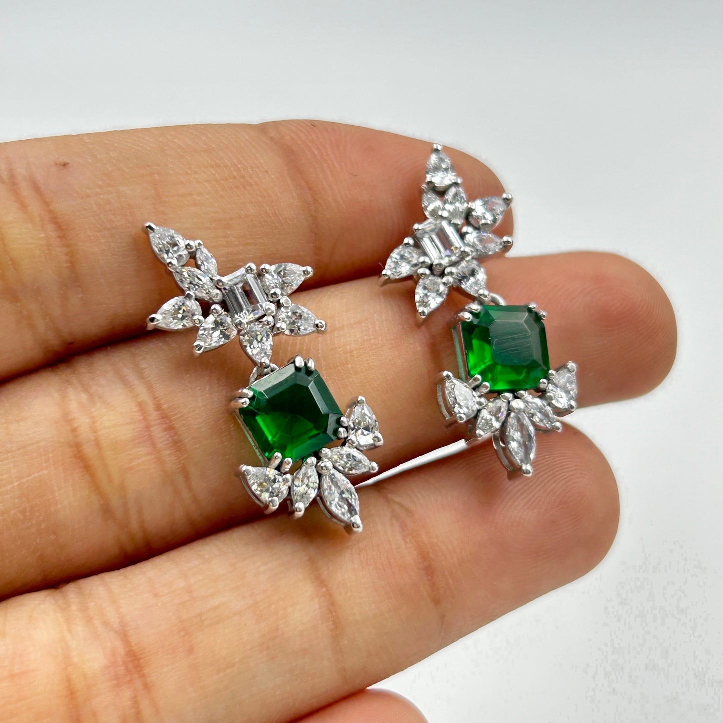 Silver Green Earring - Silver Ziricon