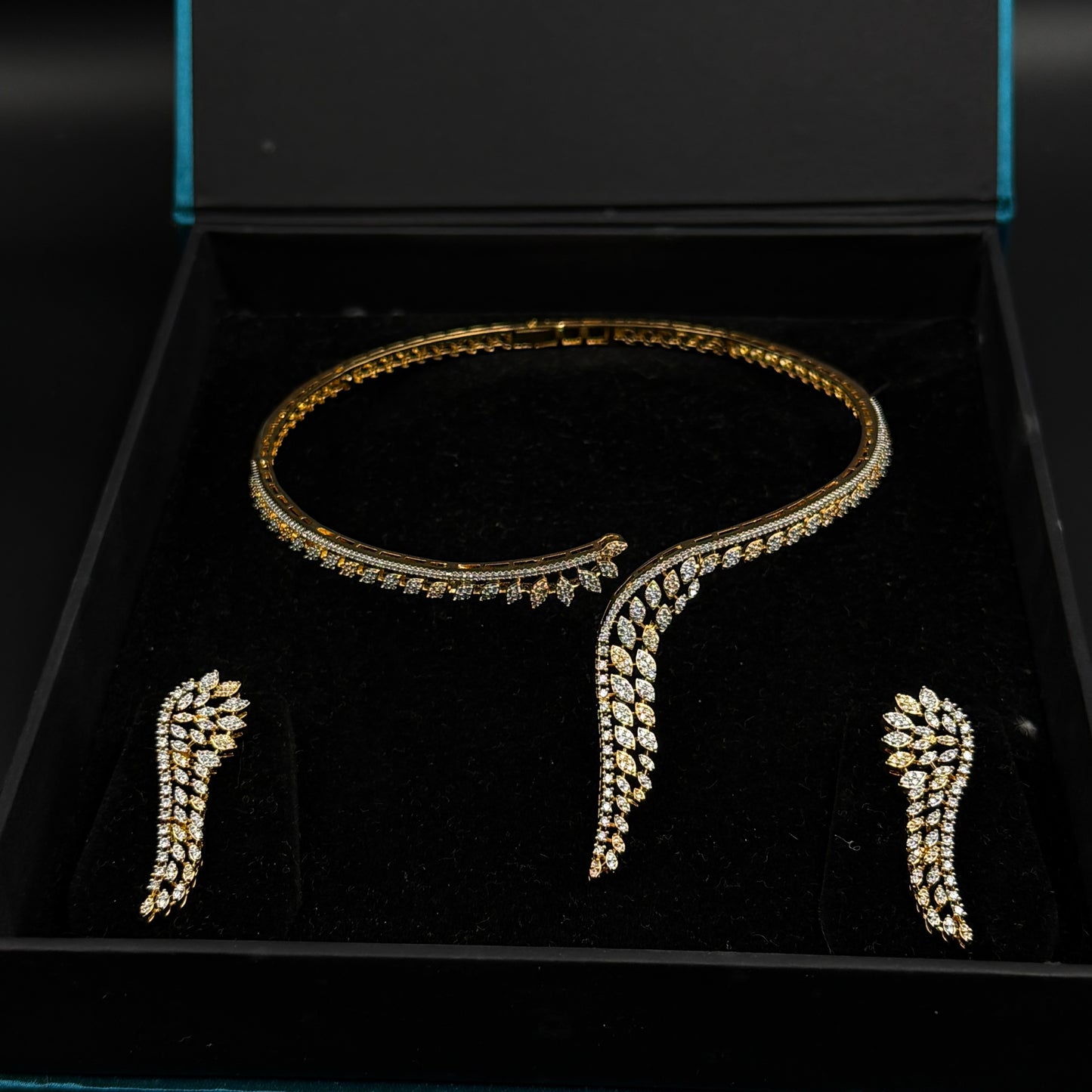 Women's Choker Set with Earrings - Demi Fine