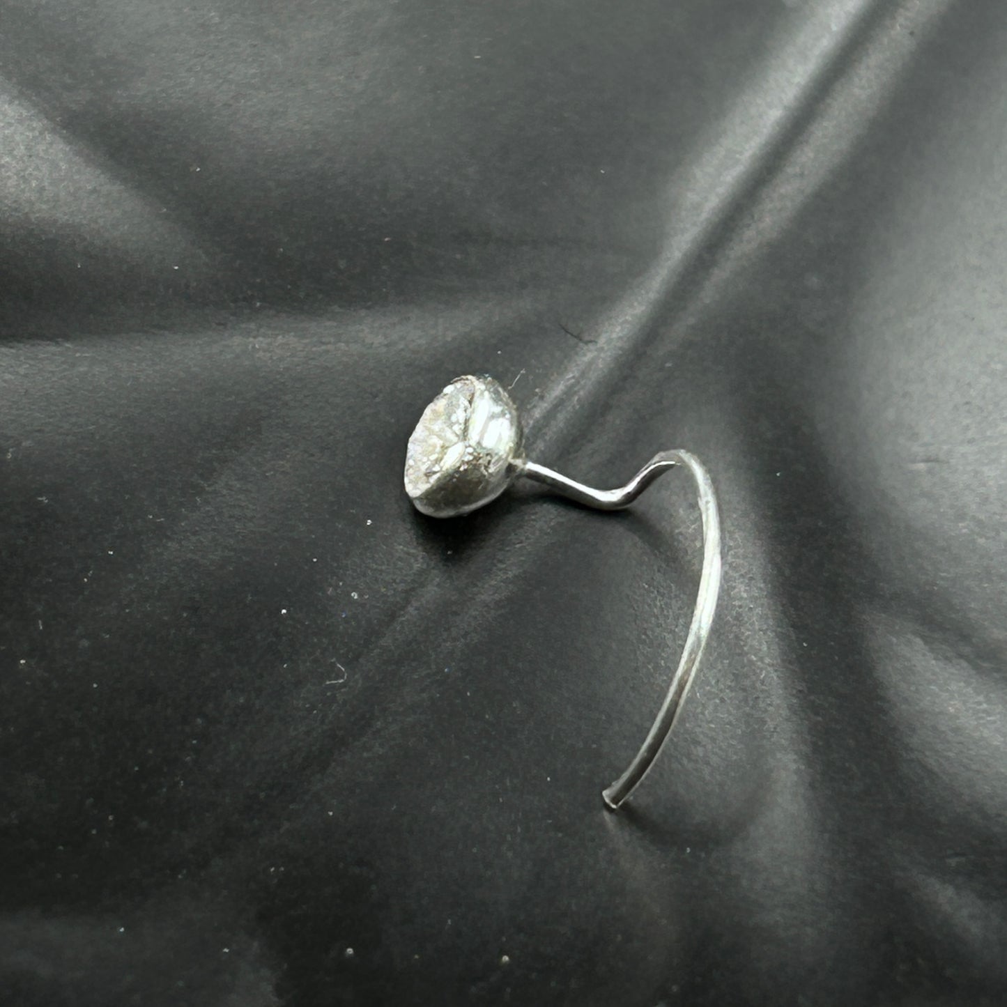 Bezel Cut Diamond Nose Pin