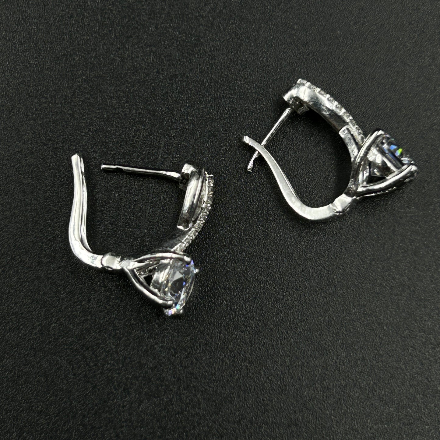Pure Silver Minimal Dangle Earring