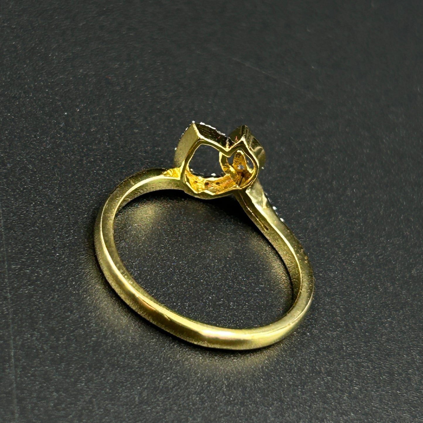 Two Leaf Diamond Ring