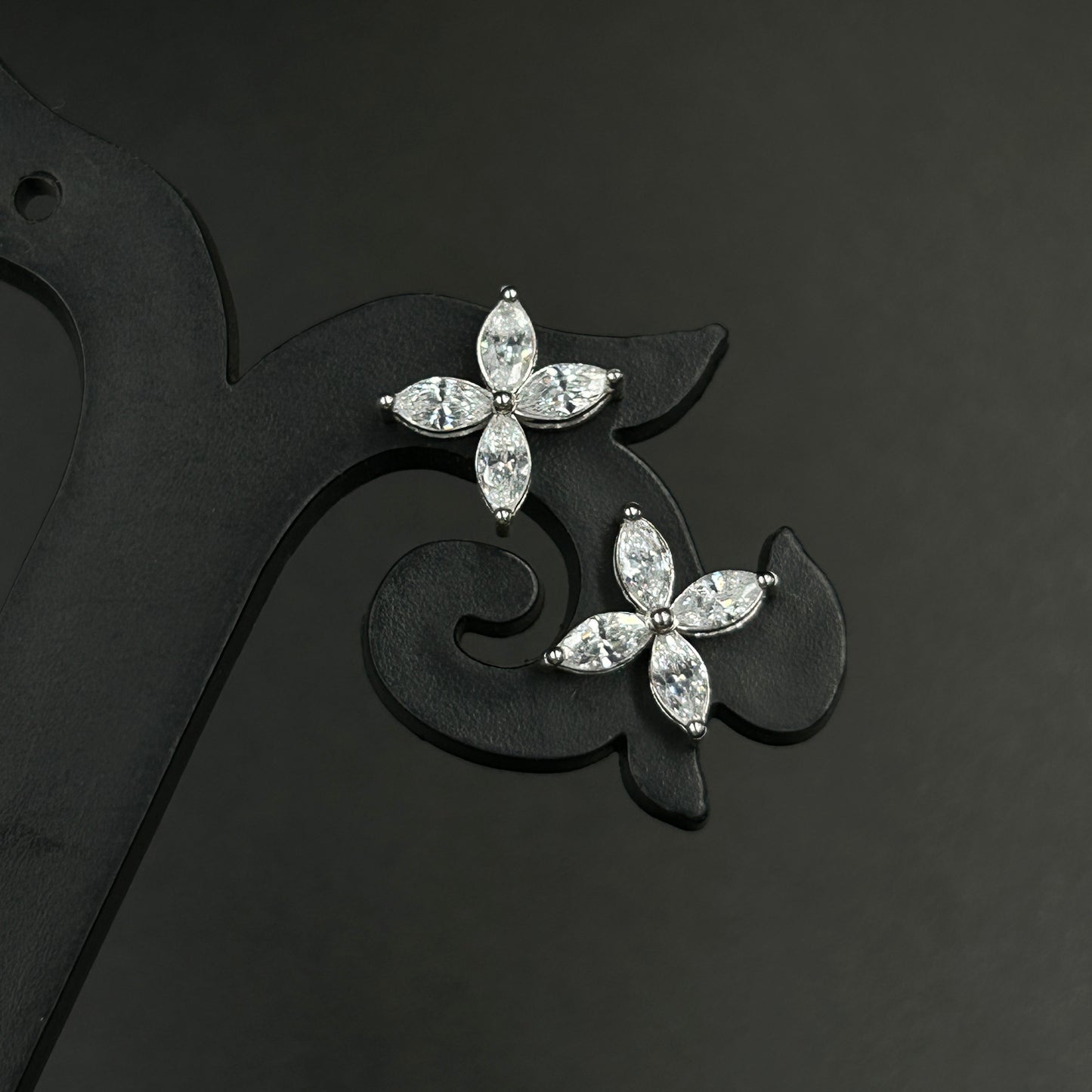 Silver Ziricon Diamond Earring